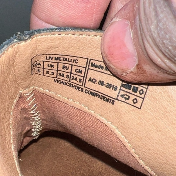 Vionic Liv Metallic leather Cutout Ankle Boots Size 7.5M black - Picture 11 of 11